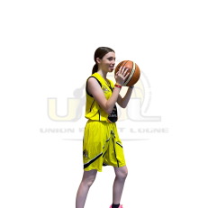 Léa BROCHARD